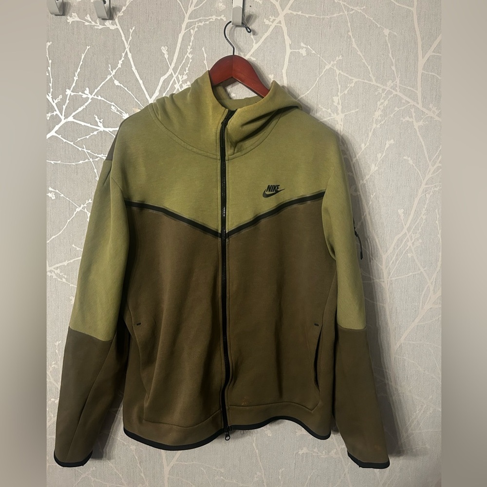 Nike Tech fleece Olive